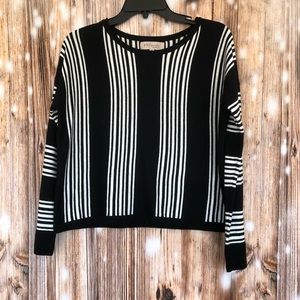 Philosophy Black and White Long Sleeve Pullover Crop Sweater